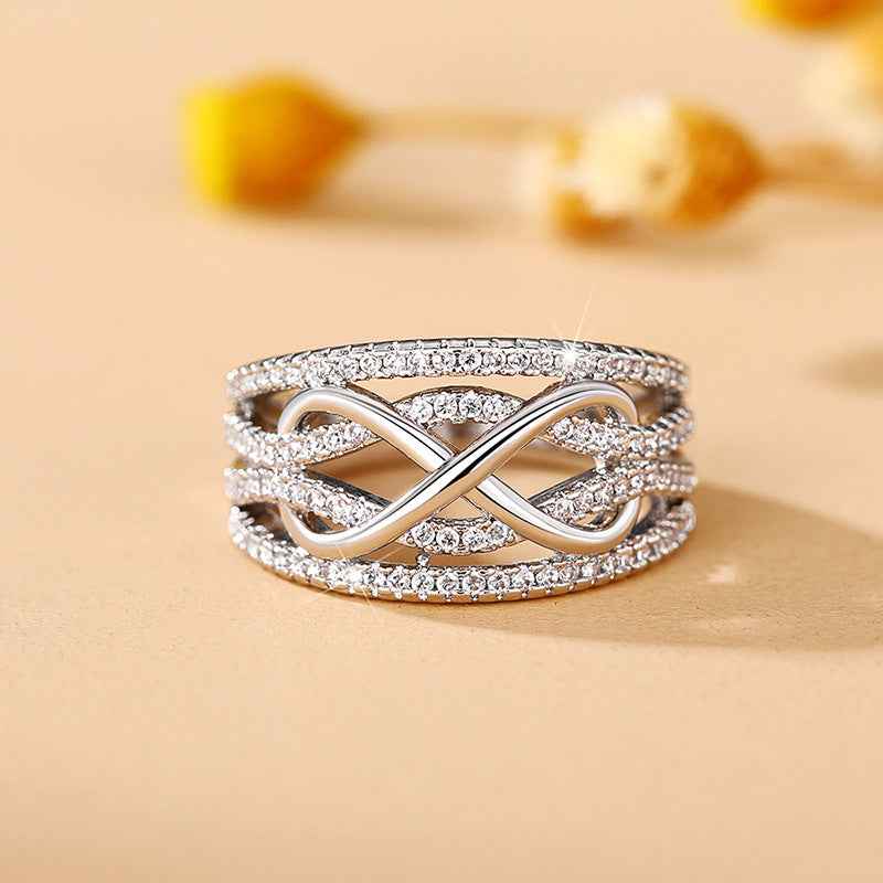 Stylish & Eco-Friendly Women's Ring — Western-Style Two-Tone Infinity Design (Figure-8)